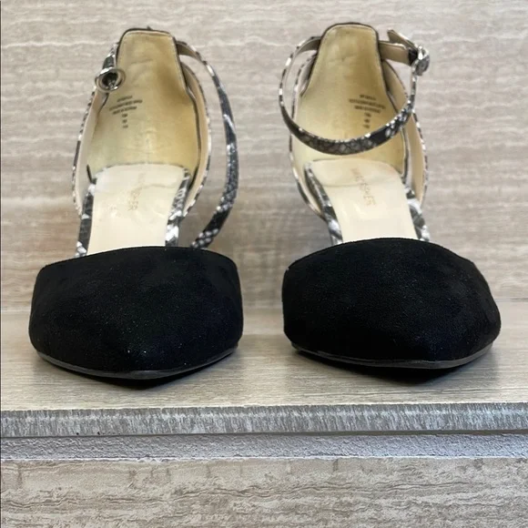 MARC FISHER UEC Size 7.5 Elegant Black Gray Women's Heels Suede Snakeskin - Picture 4 of 10